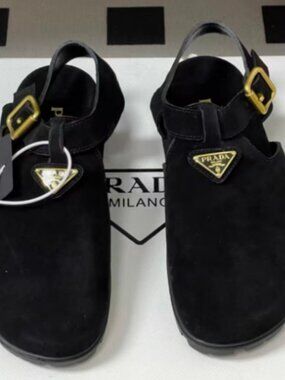 Prada Slides